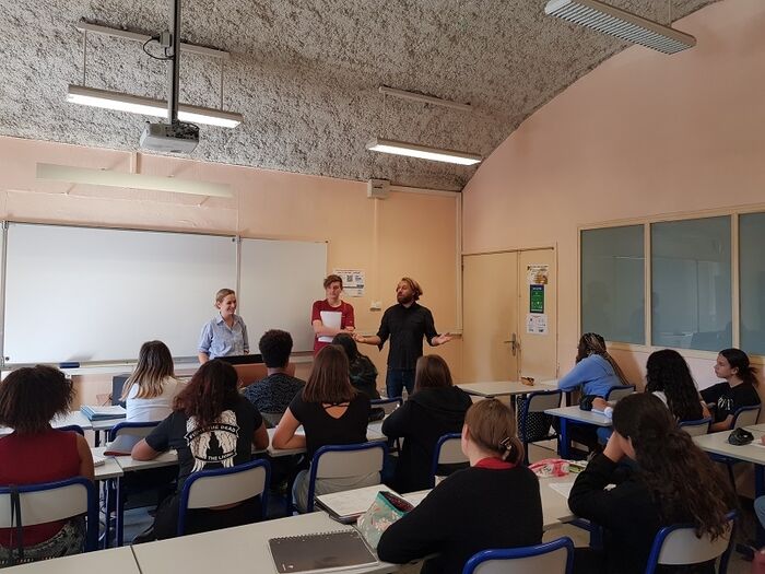 Lorine Beladina et Benoît Bottex présentant le projet